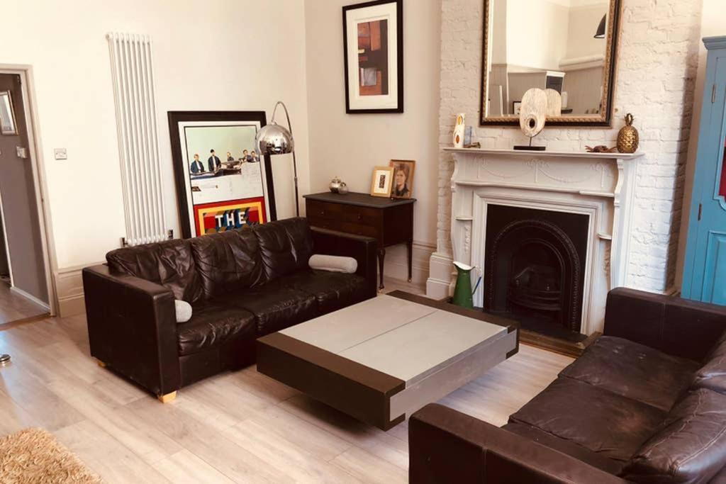 Seaside Escape - Gorgeous 2 Bed Apartment In St-Leonards-On-Sea Hastings Buitenkant foto